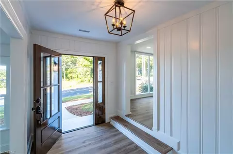 Entry Way - 178 Salisbury St, Denton, NC 27239 photo 1 of 2
