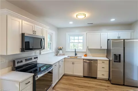 Kitchen - 178 Salisbury St, Denton, NC 27239 photo 1 of 2