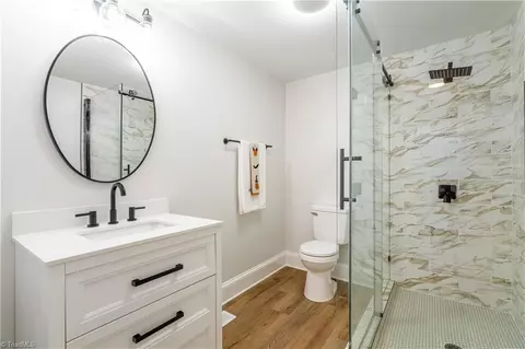 Bath - 178 Salisbury St, Denton, NC 27239 photo 1 of 6