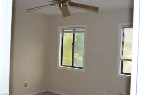 1704 Hamilton St N #E, High Point, NC 27262 photo 7