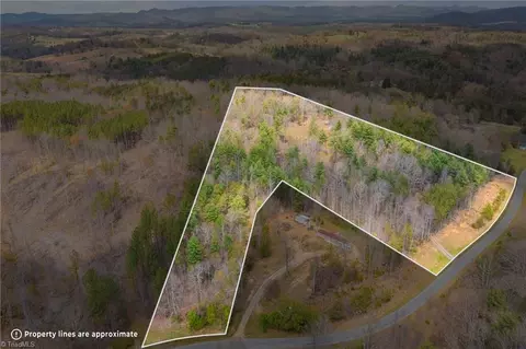 1163 Mills Rd, Mount Airy, NC 27030