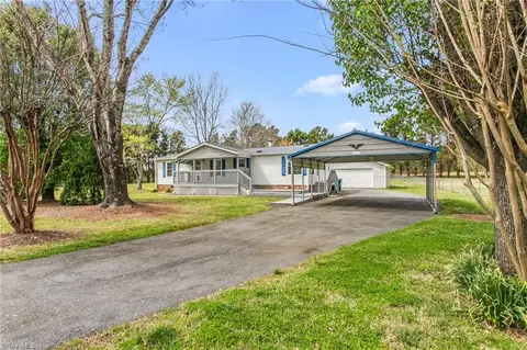 4411 Saddlebranch Dr, Gibsonville, NC 27249