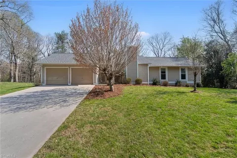 778 Beaumont Elm St, North Wilkesboro, NC 28659