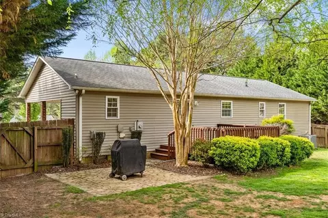 Exterior - 4620 Beau Ct, Trinity, NC 27370 photo 5 of 6