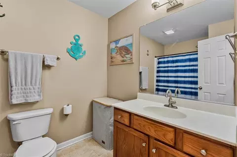 Bath - 4620 Beau Ct, Trinity, NC 27370 photo 2 of 2