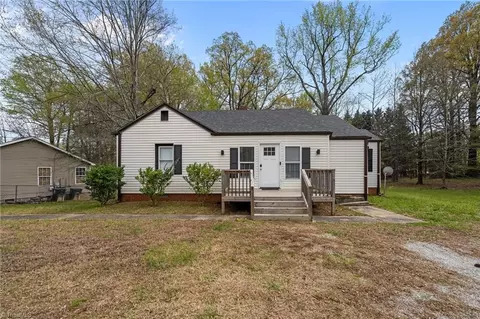 2124 Textile Dr, Greensboro, NC 27405
