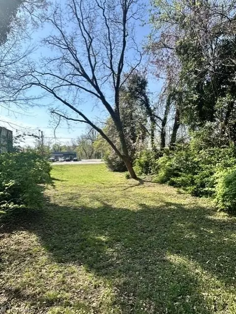 1907 Green Dr, High Point, NC 27260 photo 3