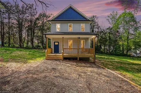 3519 Dharma Trl, Walkertown, NC 27051