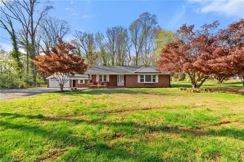 5760 Stanleyville Dr, Winston Salem, NC 27105