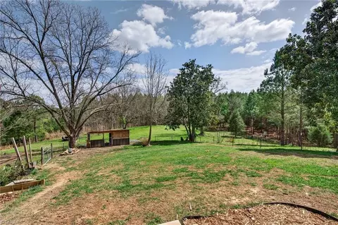 Exterior - 1473 Varner Rd, Denton, NC 27239 photo 7 of 7
