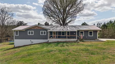 1473 Varner Rd, Denton, NC 27239