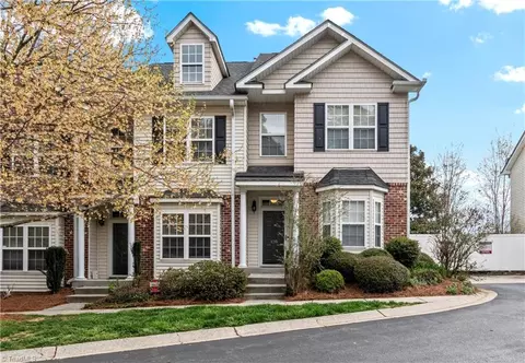128 Humberside Dr, Kernersville, NC 27284