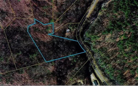 APT 27 Old Nc Highway 16 N, Millers Creek, NC 28651