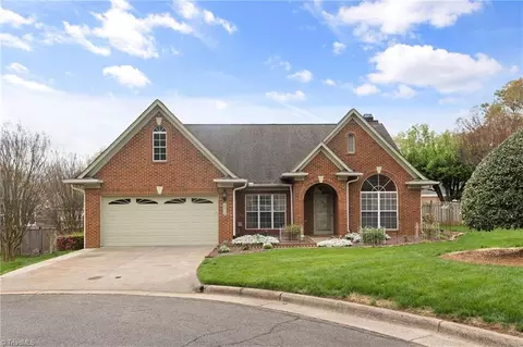 2912 Windmere Ct, Winston Salem, NC 27103