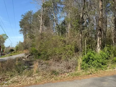 0 0 2nd St # -0, Walnut Cove, NC 27052 photo 2
