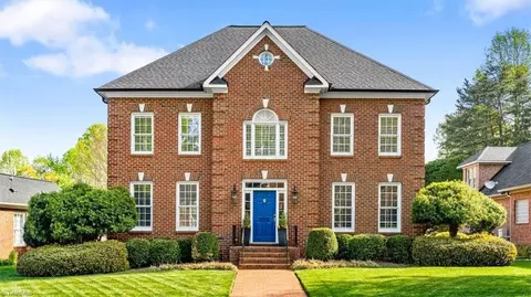 5002 Bearberry Pt, Greensboro, NC 27455