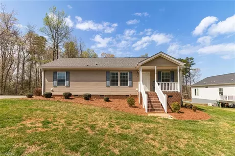 4102 Presbyterian Rd, Greensboro, NC 27406