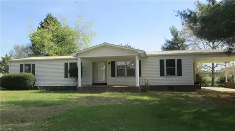 93 Jeff Ave, Lexington, NC 27292
