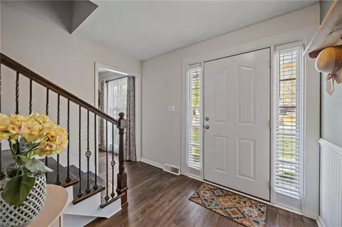 Entry Way - 511 Rockspring Rd, High Point, NC 27262 photo 2 of 5