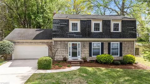 Exterior - 511 Rockspring Rd, High Point, NC 27262 photo 4 of 9