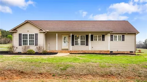 7890 Womack Dr, Browns Summit, NC 27214