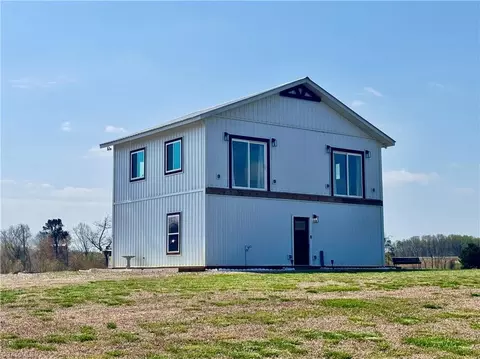 Exterior - 322 Layell Rd, Elkin, NC 28621 photo 5 of 9