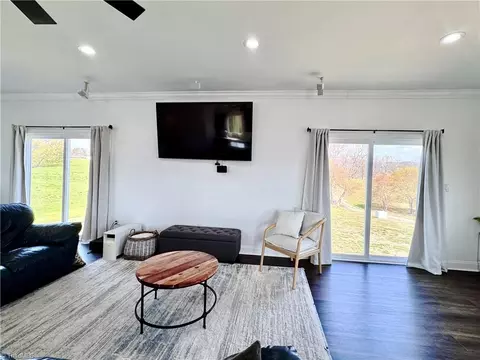 Living - 322 Layell Rd, Elkin, NC 28621 photo 3 of 4