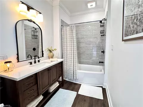 Bath - 322 Layell Rd, Elkin, NC 28621 photo 2 of 3