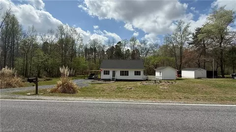 3543 Wall Rd, Greensboro, NC 27407