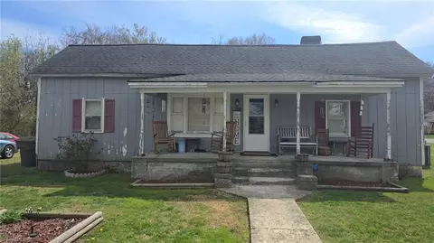 1202 Ridge Ave, Eden, NC 27288