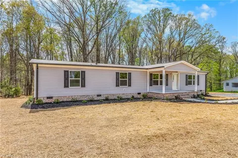 3932 Prides Rd Prides Rd, East Bend, NC 27018