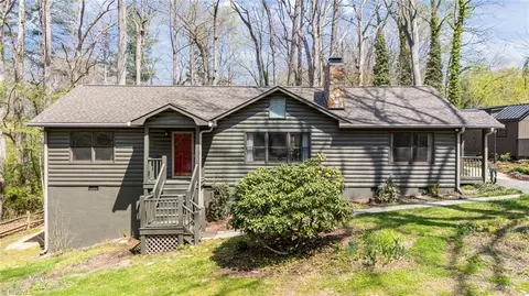 358 Folly Farms Cir, Mount Airy, NC 27030