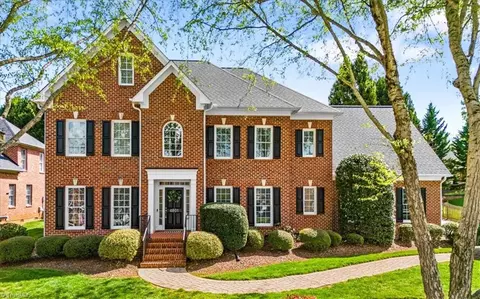 4801 Bluff Run Dr, Greensboro, NC 27455