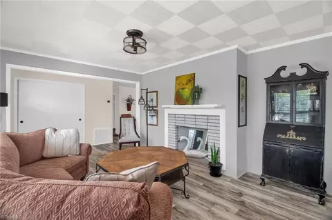 Living - 603 Shamrock Rd, High Point, NC 27265 photo 1 of 2