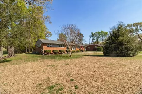 Exterior - 603 Shamrock Rd, High Point, NC 27265 photo 3 of 8