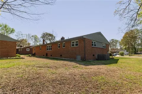 Exterior - 603 Shamrock Rd, High Point, NC 27265 photo 7 of 8