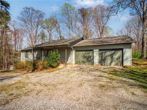 8626 Bull Rd, Colfax, NC 27235