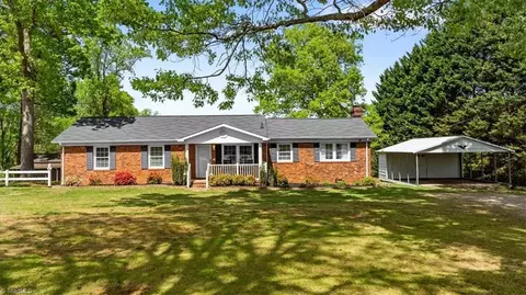 5531 Osceola Ossipee Rd, Browns Summit, NC 27214