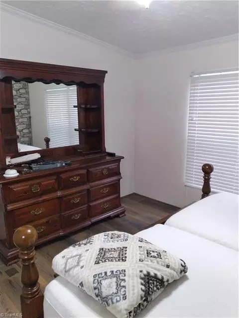 4406 Keno Rd, Laurel Fork, VA 24352 photo 16