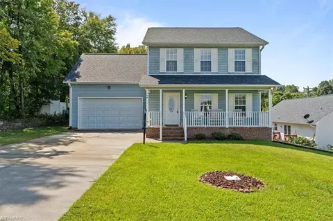 168 Forest Park Dr, Thomasville, NC 27360