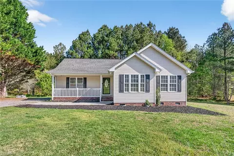 3971 Meadow Ridge Ct, Asheboro, NC 27205
