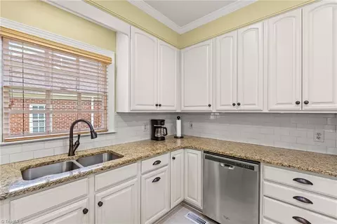 Kitchen - 913 Flicker Ln, High Point, NC 27262 photo 3 of 5