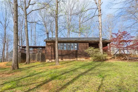236 Jacobs Creek Rd, Madison, NC 27025
