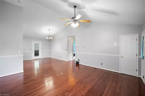 Living - 7598 Hampton Rd, Clemmons, NC 27012 photo 3 of 4