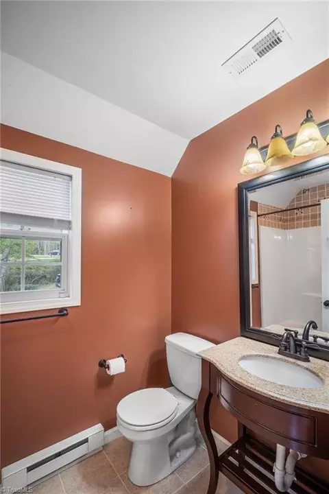 Bath - 7598 Hampton Rd, Clemmons, NC 27012 photo 3 of 3