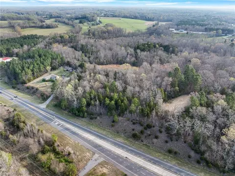 000 Nc Highway 109 N, High Point, NC 27265 photo 4