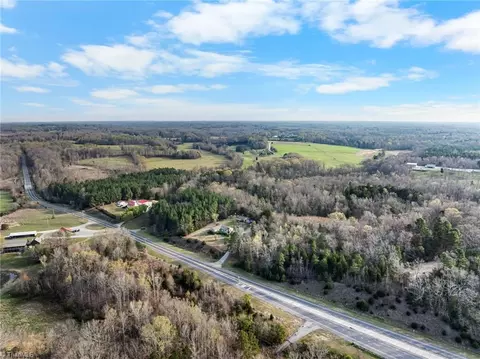 000 Nc Highway 109 N, High Point, NC 27265 photo 2