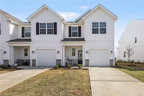 1832 Pheasant Trace Cir, Kernersville, NC 27284