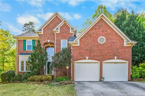 4810 Weston Pl, Jamestown, NC 27282