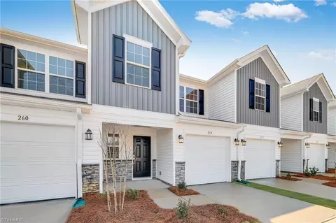 Exterior - 256 Plumtree Ct, King, NC 27021 photo 3 of 6